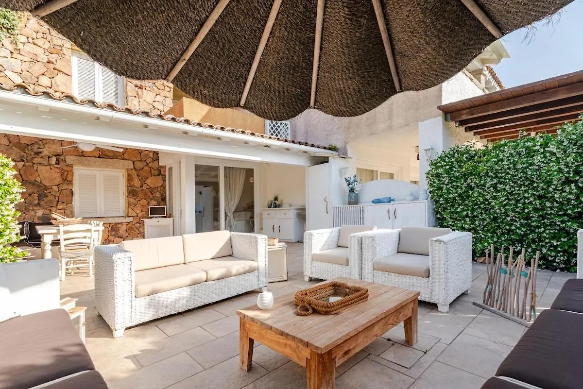 Terrace- Private Parking Design Relax & Comfort Porto Rotondo Italia