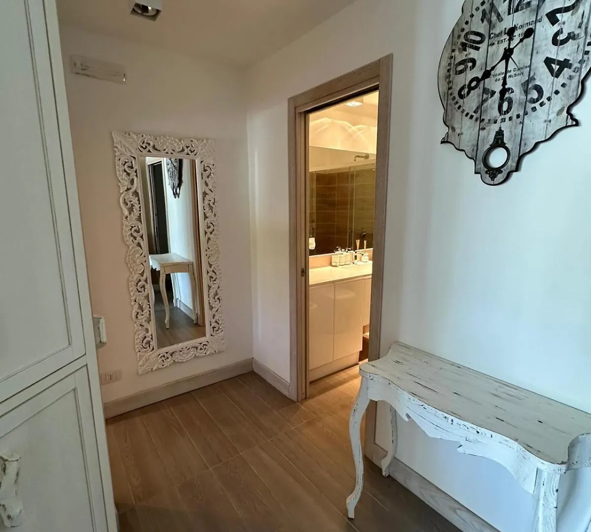 Terrace- Private Parking Design Relax & Comfort Porto Rotondo